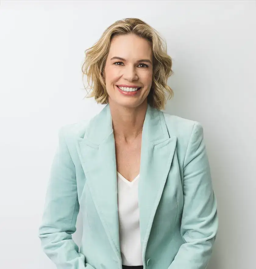 Dr Kylie Henderson